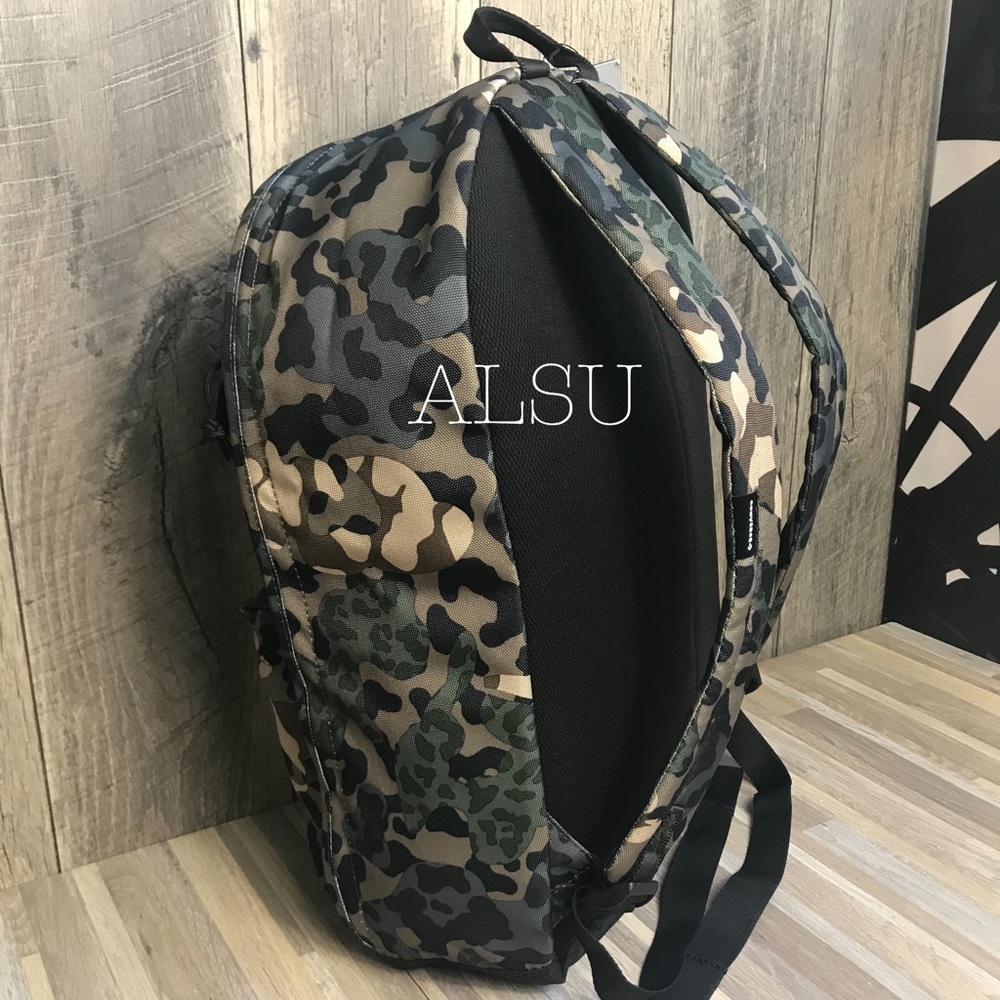 Converse EDC 22 Backpack Animal Black Camo Unisex - Picture 6 of 8